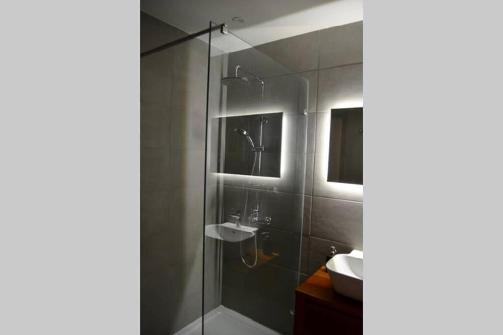 Sliema, Stylish 2 Bedroom Apartment With Parking Extérieur photo